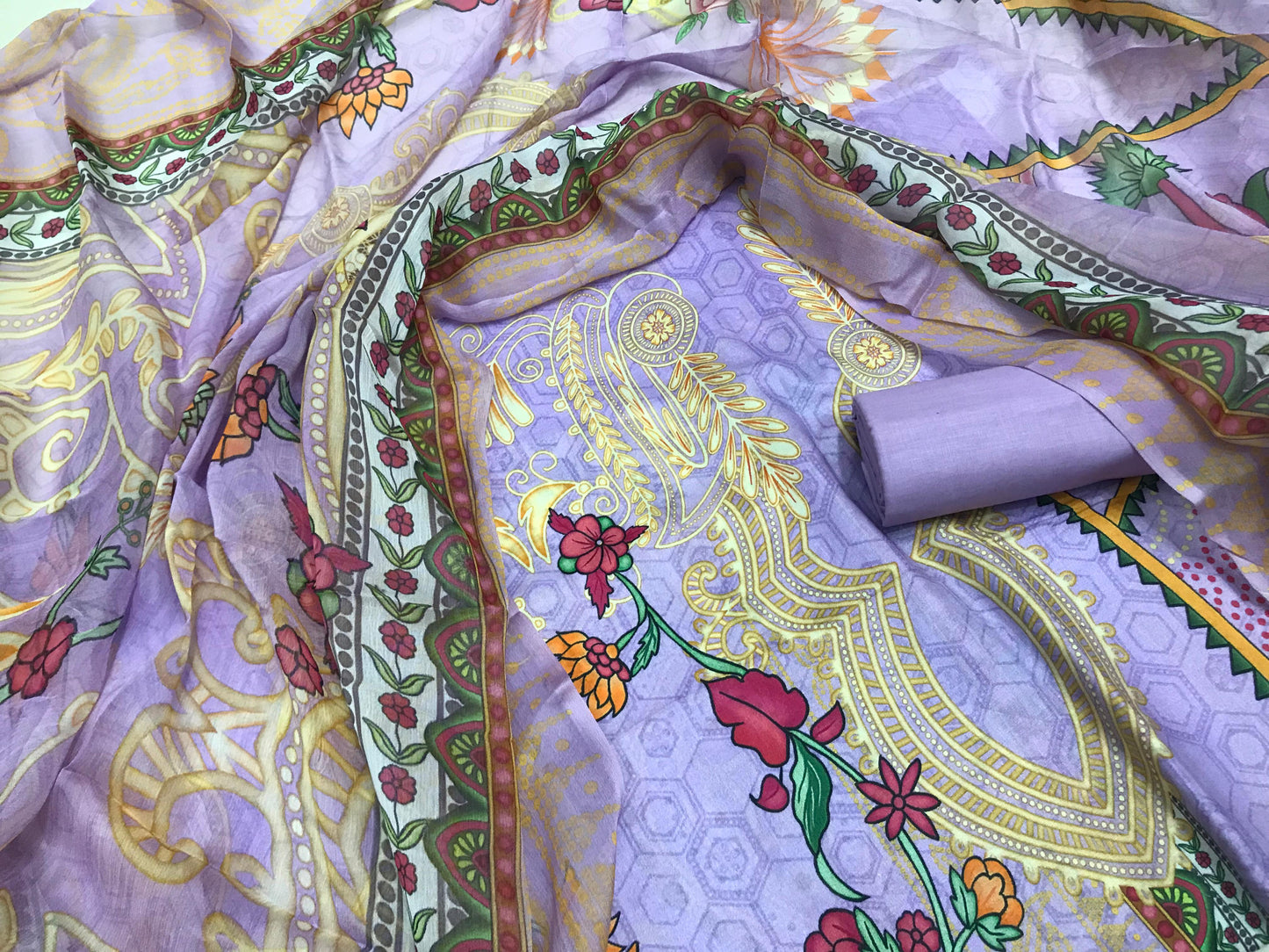 Bin Saeed Lawn 3-Piece Printed Collection – Premium Lawn Dress