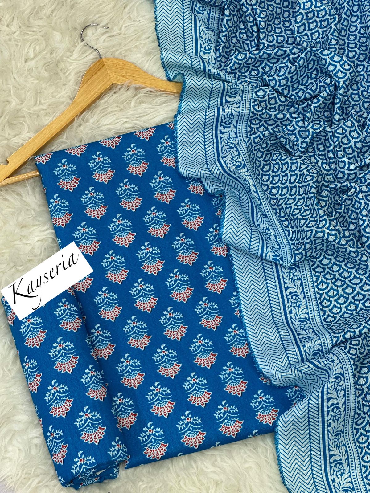 Kayseria Khaddar Winter Collection 2025 – 3PC Digital Printed Suit with Khaddar Shawl | Waffaa Store