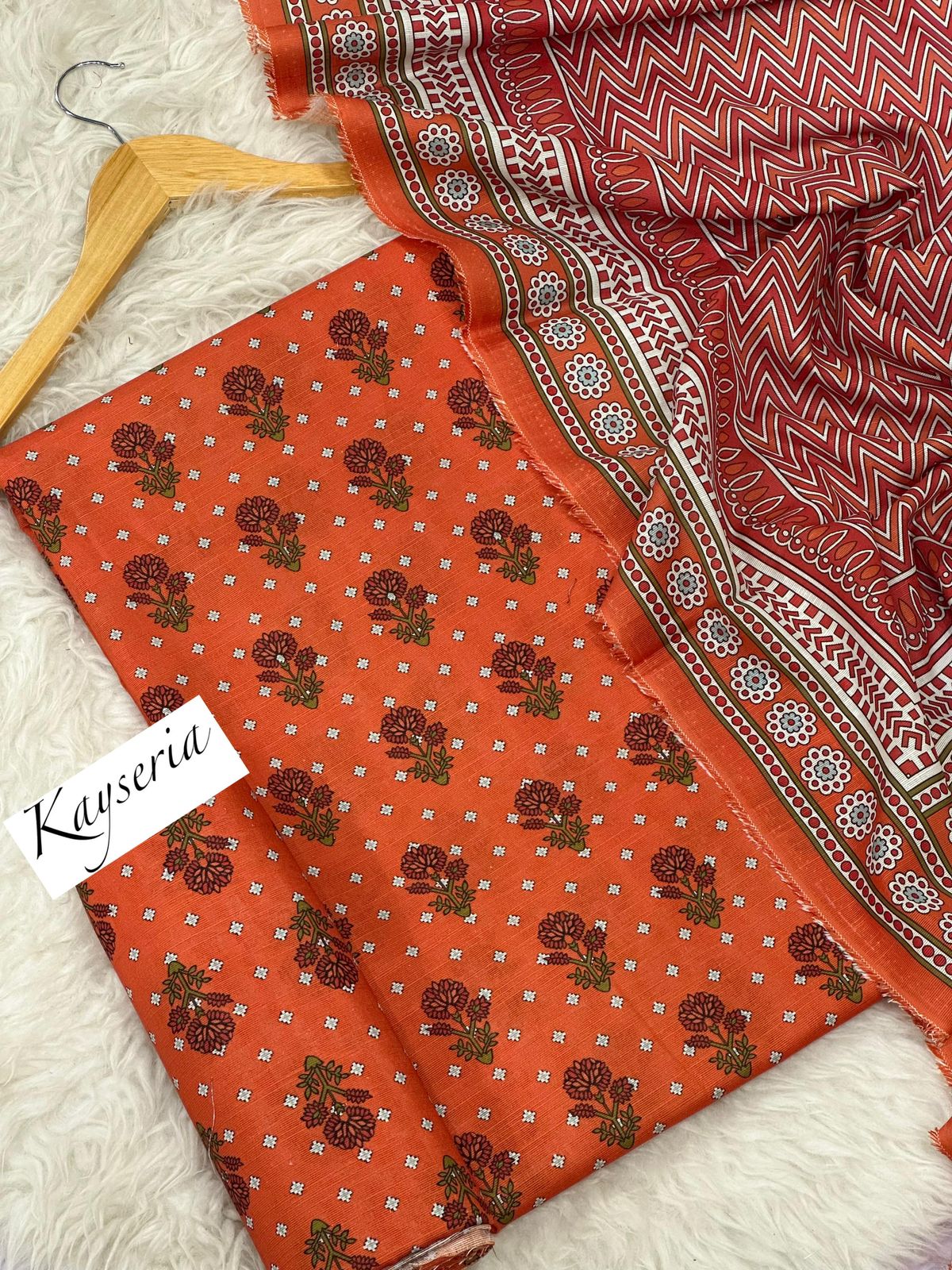 Kayseria Khaddar Winter Collection 2025 – 3PC Digital Printed Suit with Khaddar Shawl | Waffaa Store