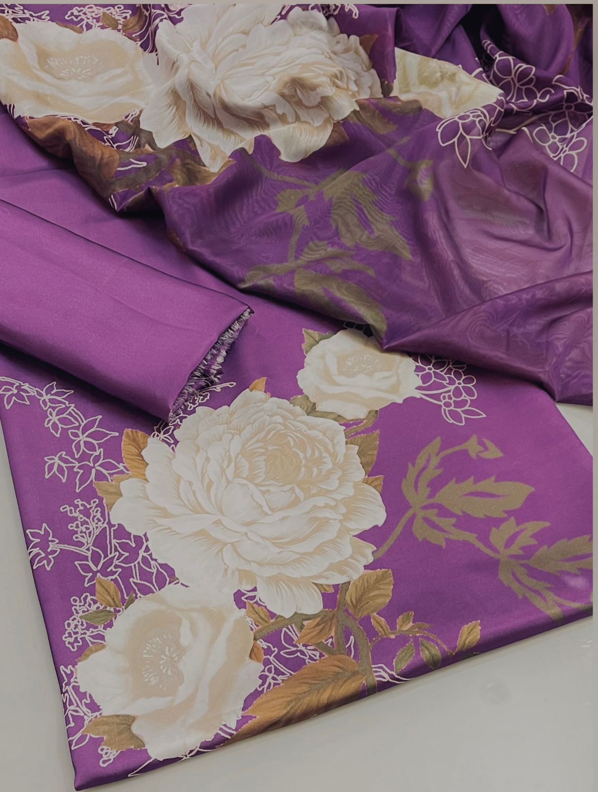 Premium Lulusar Shamose Silk 3-Piece Digital Printed Suit 2025