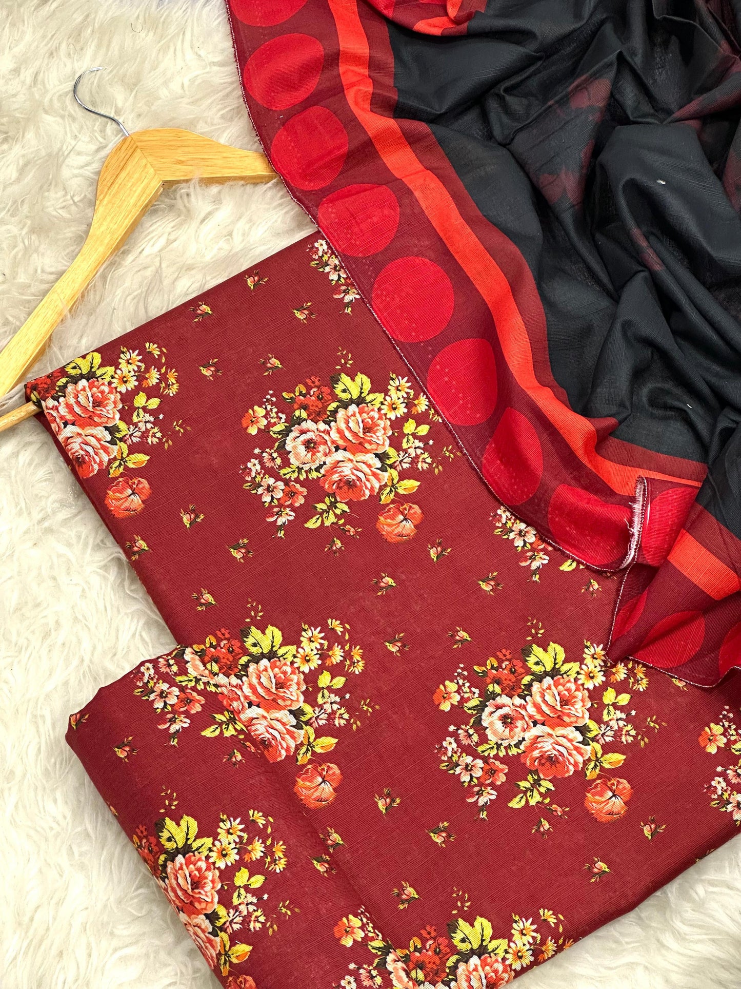 Khaadi Khaddar 3-Piece Winter Collection 2025 – Premium Digital Printed Khaddar Suit