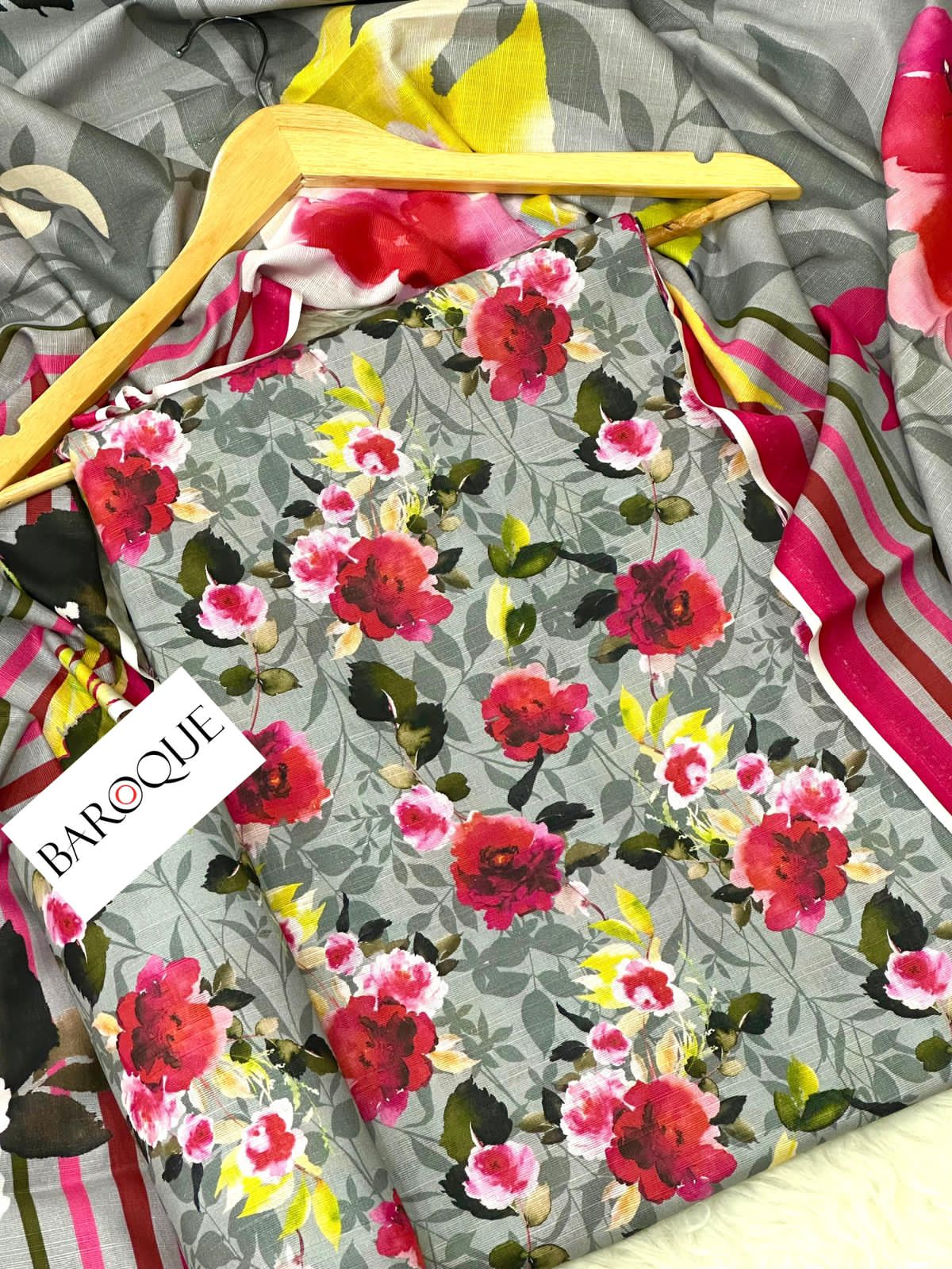 Baroque Khaddar 3-Piece Suit – Digital Printed Winter Collection 2025 | Waffaa