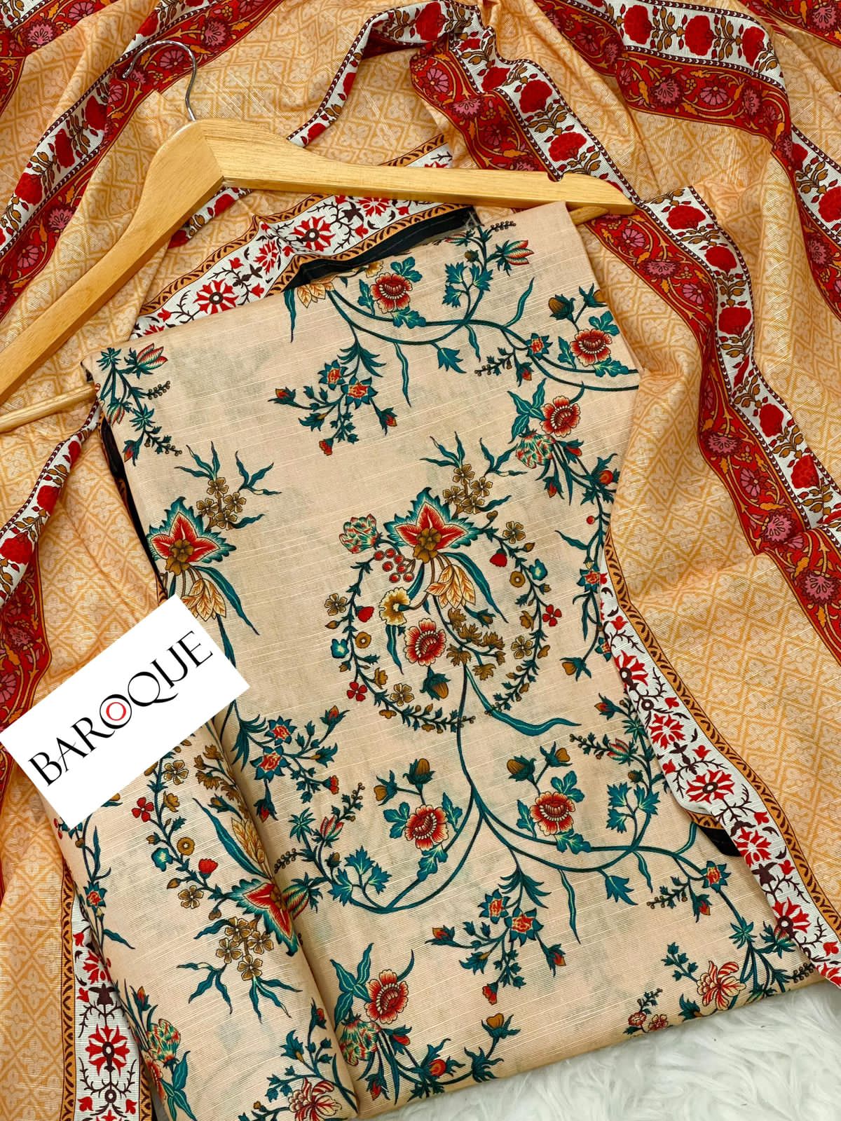 Baroque Khaddar 3-Piece Suit – Digital Printed Winter Collection 2025 | Waffaa