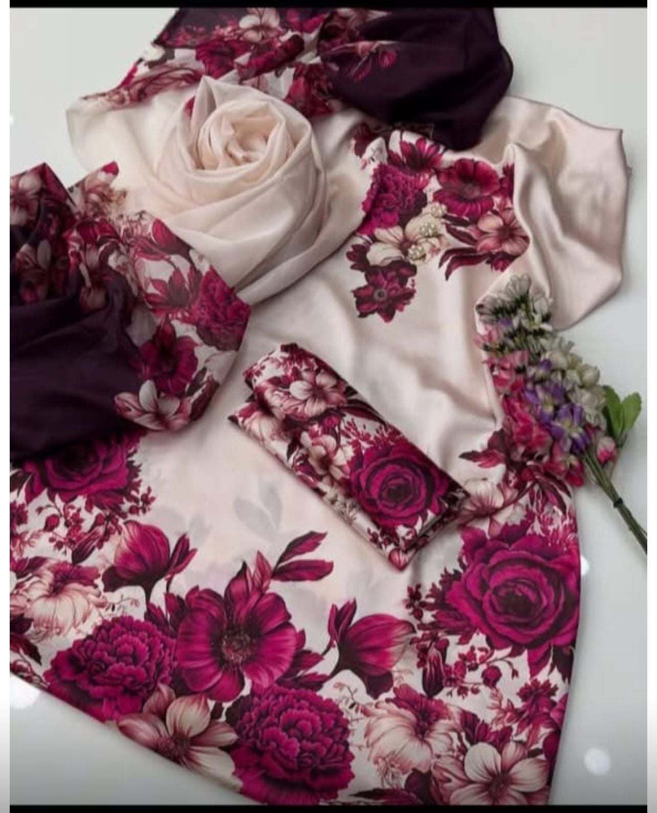 Premium Lulusar Shamose Silk 3-Piece Digital Printed Suit | Waffaa Store