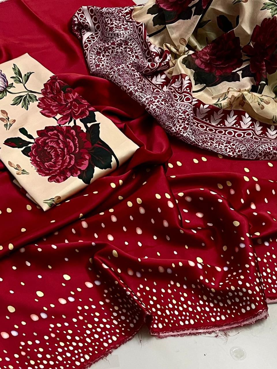 Premium Lulusar Shamose Silk 3-Piece Digital Printed Suit | Waffaa Store