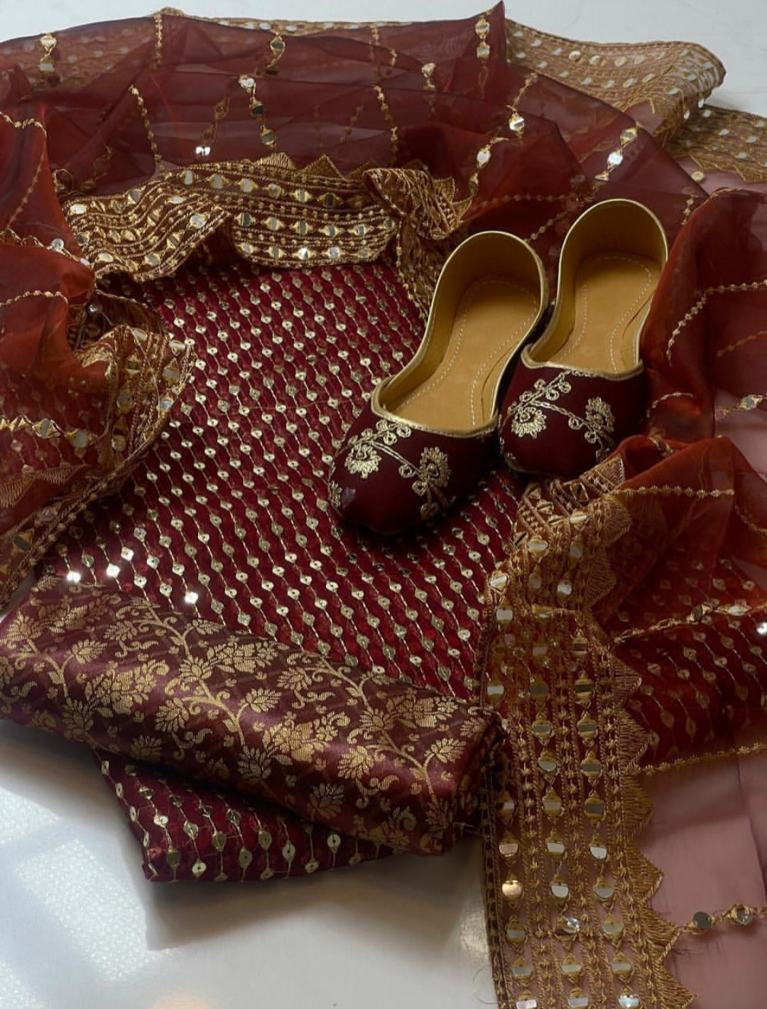 Wedding & Party Wear 4-Piece Organza Dress – Jamawar Banarsi Trousers