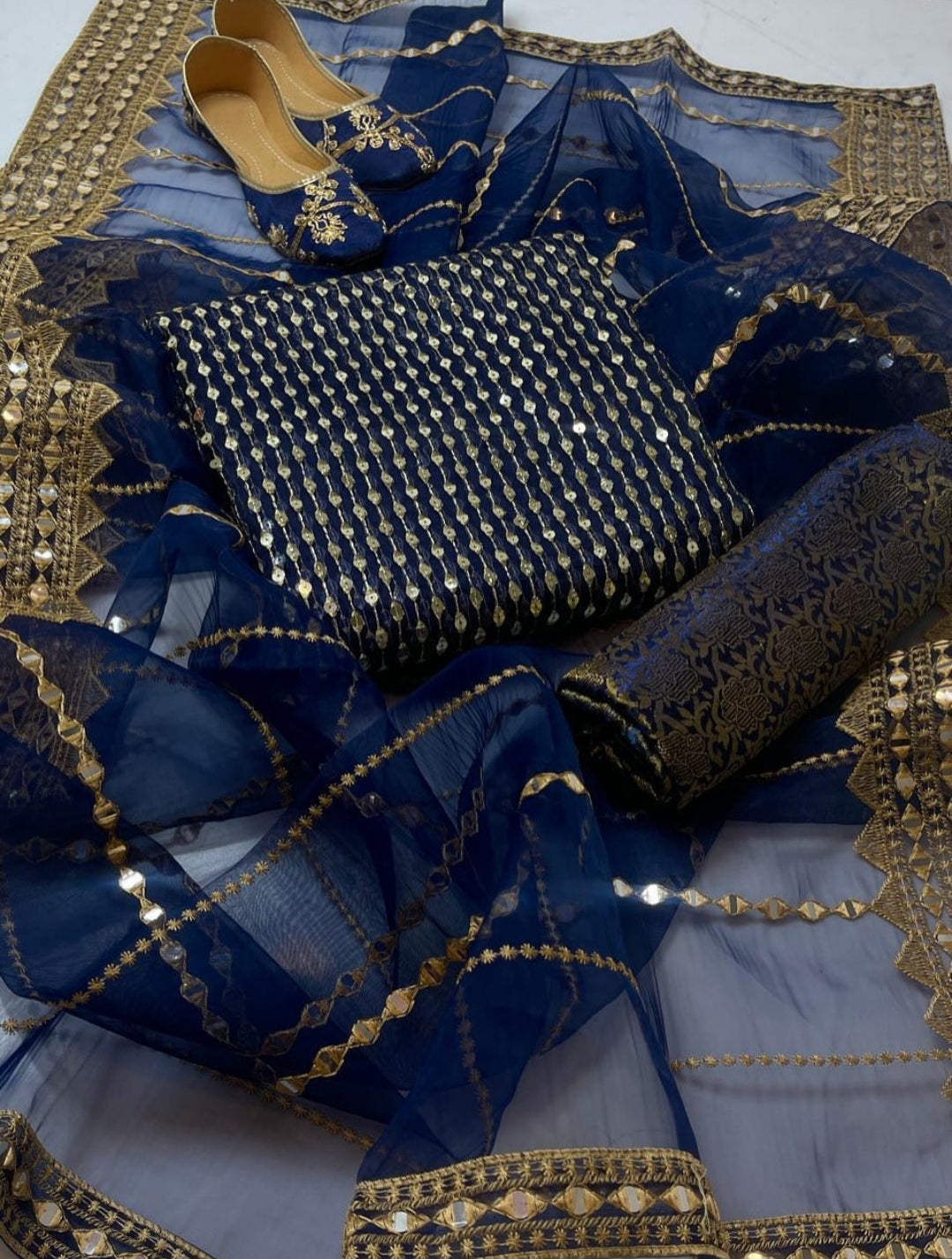 Wedding & Party Wear 4-Piece Organza Dress – Jamawar Banarsi Trousers
