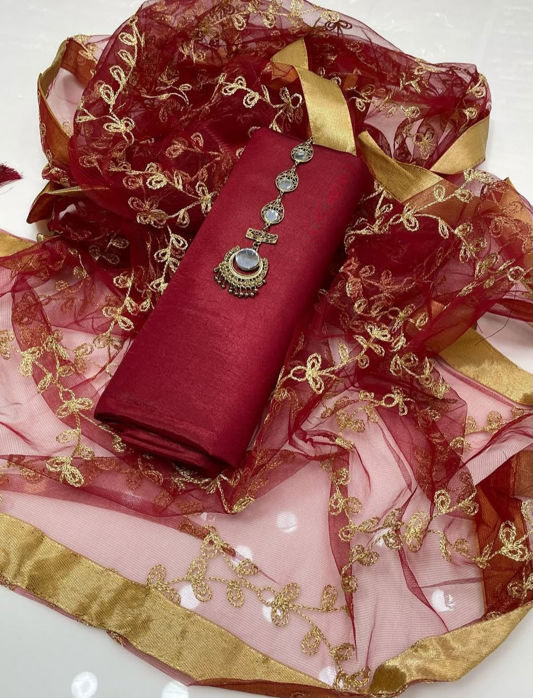 Katan Silk 3-Piece Suit – Embroidered Neckline Shirt, Net Zarri Dupatta & Silk Trousers