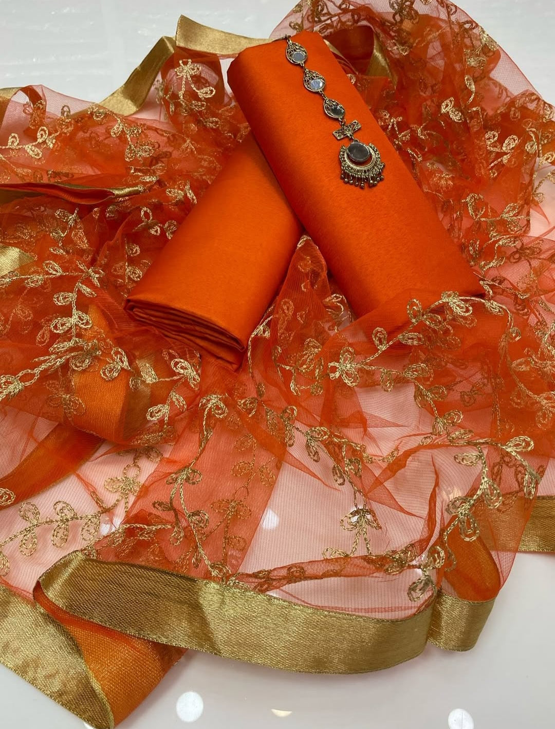 Katan Silk 3-Piece Suit – Embroidered Neckline Shirt, Net Zarri Dupatta & Silk Trousers